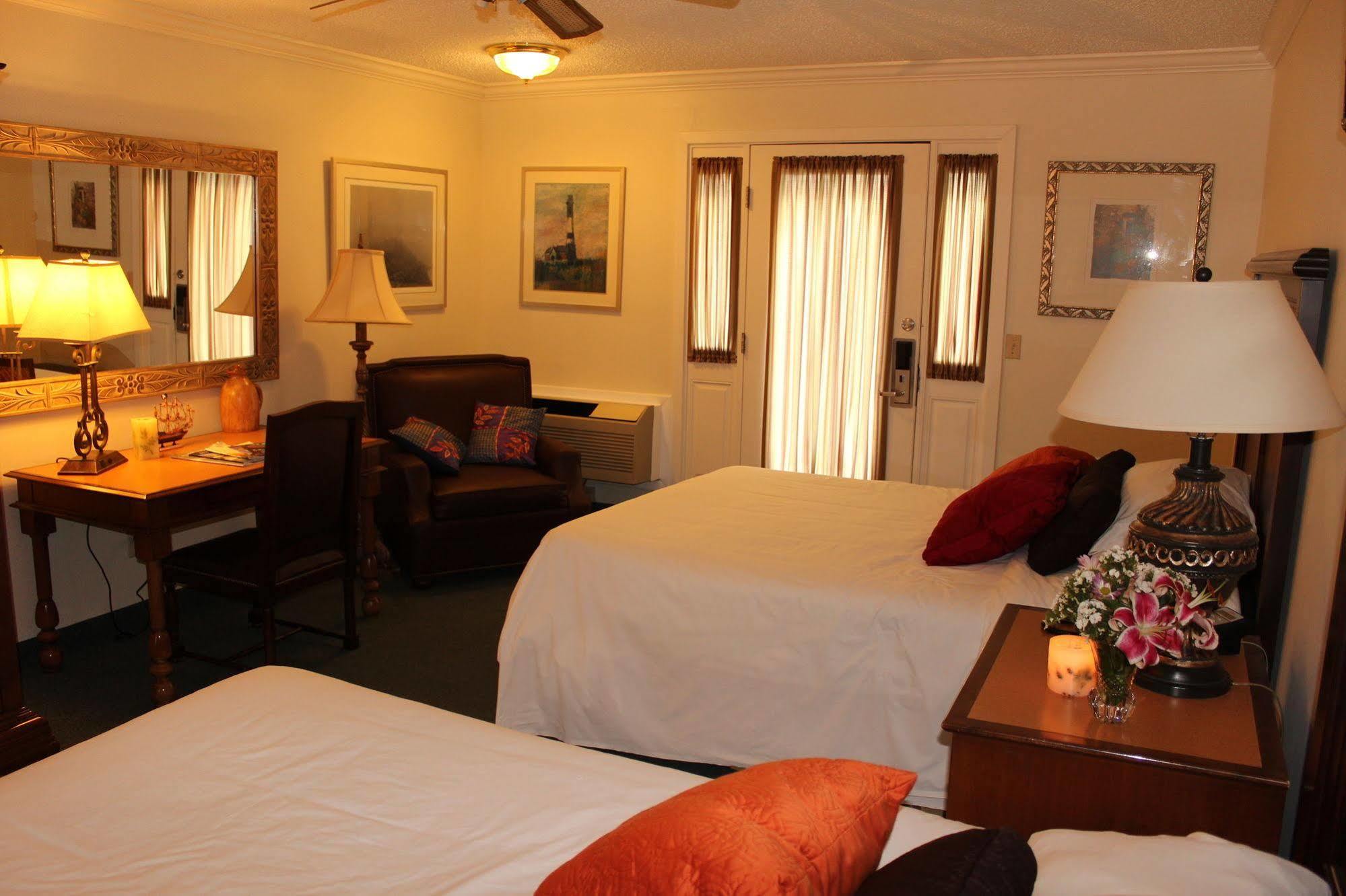 Kenny'S Tipperary Inn Montauk Eksteriør bilde